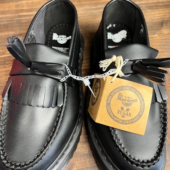 Black shoes